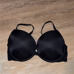 Victoria’s Secret pink black push up bra 32D